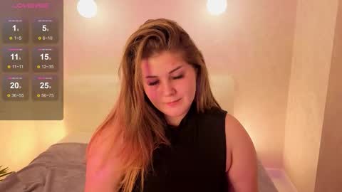 Snapshot of ellaya_ chatting on 13, 11, 2025 Scarlet online show from 13, 11, 2025