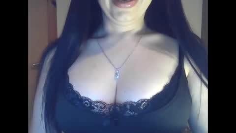 elle010843 online show from 3, 4, 2026