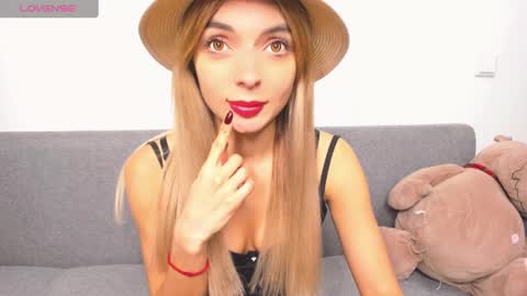 ellen_flow online show from 11, 12, 2024