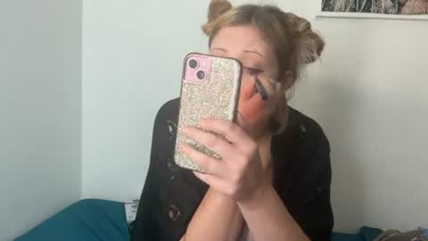 Snapshot of ellenauti chatting on 26, 6, 2026 nautiellebbw online show from 26, 6, 2026