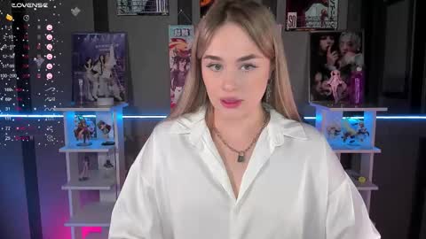 Snapshot of ellensoftt chatting on 12, 11, 2025 Maria online show from 12, 11, 2025