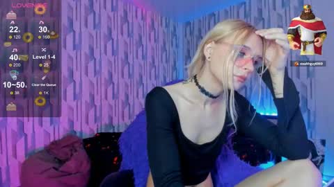 Ellie online show from 20, 2, 2025
