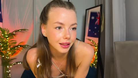 Snapshot of elli_harmon chatting on 11, 1, 2025 Ellie --- Ill see you either on Friday or Saturday and definitely on Sunday online show from 11, 1, 2025