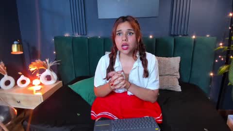 Snapshot of elli_taylor chatting on 28, 12, 2024 Ellie Taylor online show from 28, 12, 2024