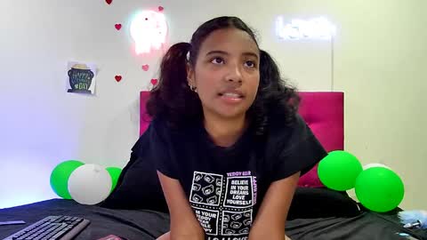 Snapshot of ellie_cute7 chatting on 11, 4, 2026 ellie_cute7 online show from 11, 4, 2026
