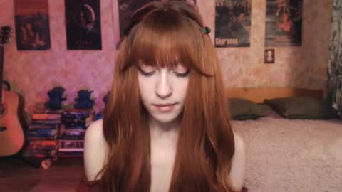 ellie_friendly online show from 15, 9, 2025