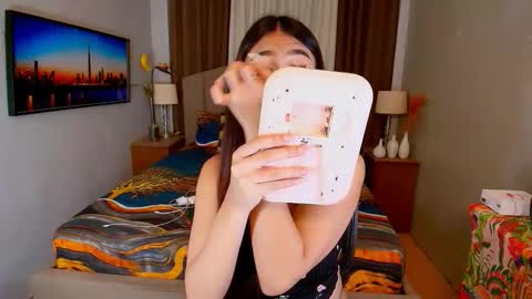 ellie online show from 13, 9, 2025