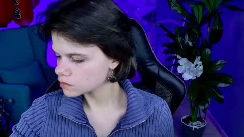 elliemurler online show from 17, 9, 2025