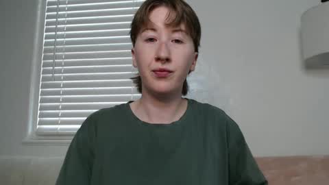 Snapshot of ellierowyn chatting on 15, 9, 2025 Ellie Rowyn online show from 15, 9, 2025