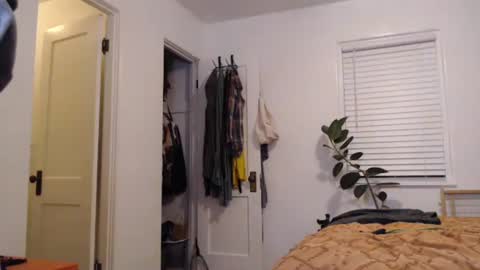 Snapshot of ellierowyn chatting on 8, 1, 2026 Ellie Rowyn online show from 8, 1, 2026