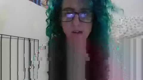 Snapshot of elliohh chatting on 28, 4, 2026 Elliohh online show from 28, 4, 2026