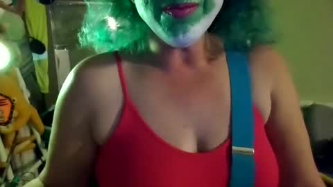 Snapshot of elliohh chatting on 12, 5, 2026 Elliohh online show from 12, 5, 2026