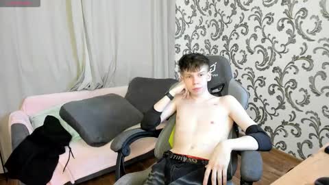 elliot_mars_ online show from 15, 10, 2025