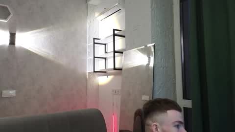 elliot_muscle04 online show from 22, 3, 2026