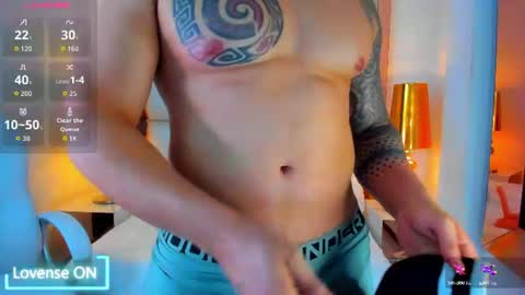 Snapshot of elliott_veelez chatting on 16, 7, 2026 E L L I O T V E L E Z online show from 16, 7, 2026