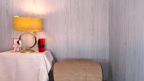 Ellise online show from 12, 3, 2025