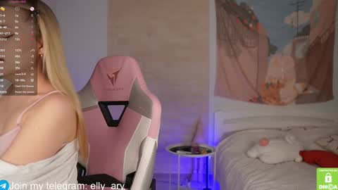 elly_ary online show from 18, 2, 2025