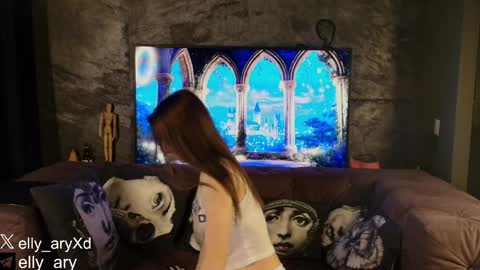 Snapshot of elly_ary chatting on 25, 3, 2026 elly_ary online show from 25, 3, 2026