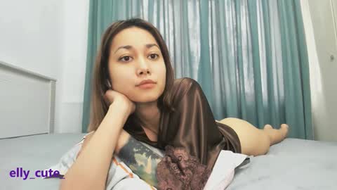 Elly Cute  online show from 5, 11, 2025