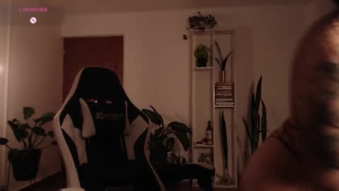 Emy Castro online show from 4, 11, 2025