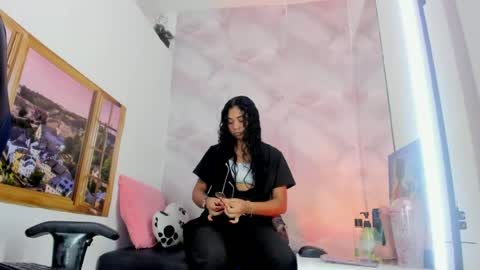 ellybloom online show from 15, 6, 2026