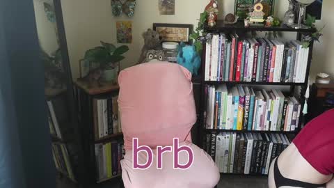 Elly Naomi online show from 21, 9, 2025