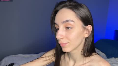 Im online Fri Sun Mon Tue Thu Fri Sat3 from 1000 online show from 2, 2, 2025