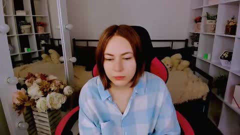 elma_lily online show from 4, 11, 2025