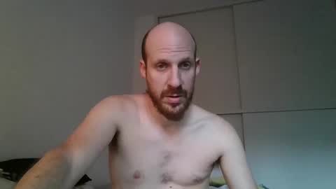 Mati Restrepo online show from 5, 1, 2025