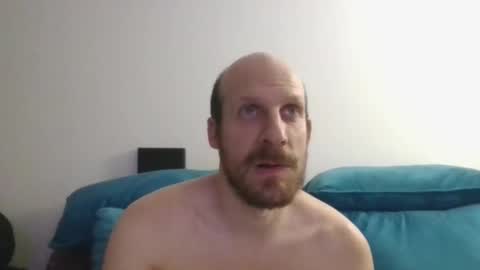 Mati Restrepo online show from 12, 1, 2026