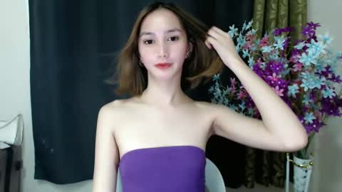 elora_charming online show from 18, 1, 2025