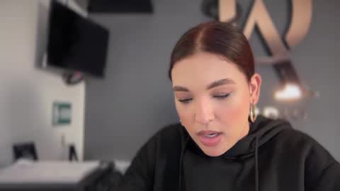 Snapshot of elsa_koch chatting on 29, 9, 2025 ELSA online show from 29, 9, 2025