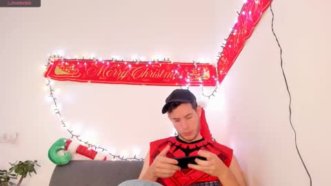 Snapshot of elsa_koch chatting on 2, 12, 2025 ELSA online show from 2, 12, 2025