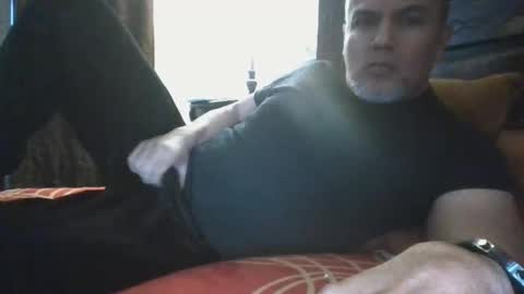 Snapshot of elvecinoatractivo chatting on 1, 12, 2025 Peter pan online show from 1, 12, 2025