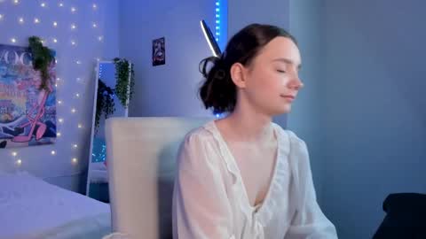 Elvienne online show from 6, 6, 2026