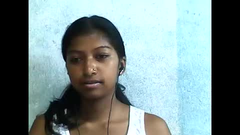 elynah195043 online show from 9, 5, 2026