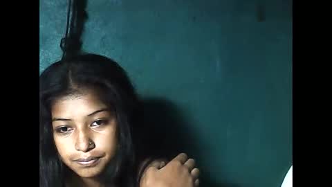 elynah195043 online show from 19, 5, 2026