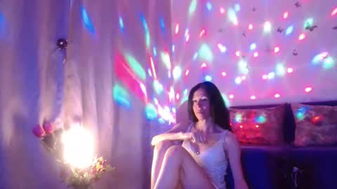 Elisa online show from 18, 4, 2026