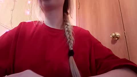 Elza Kom online show from 11, 12, 2024