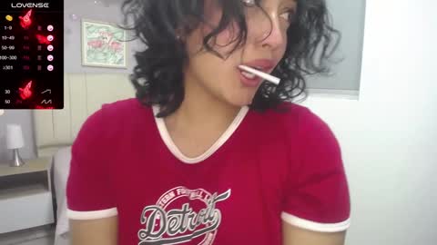 Snapshot of ema_saenz chatting on 4, 12, 2024 Ema online show from 4, 12, 2024