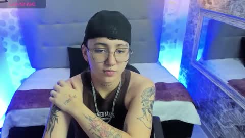 emahills__axelrose online show from 30, 9, 2025