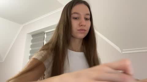 Snapshot of emberfamn chatting on 15, 11, 2025 Alina online show from 15, 11, 2025