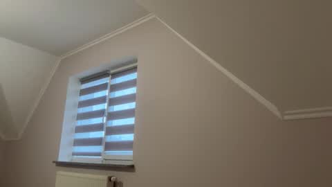 Snapshot of emberfamn chatting on 16, 11, 2025 Alina online show from 16, 11, 2025