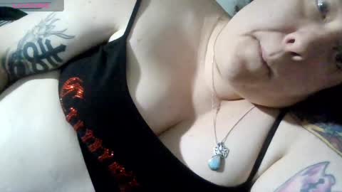 Emberlyn Nix online show from 5, 6, 2026