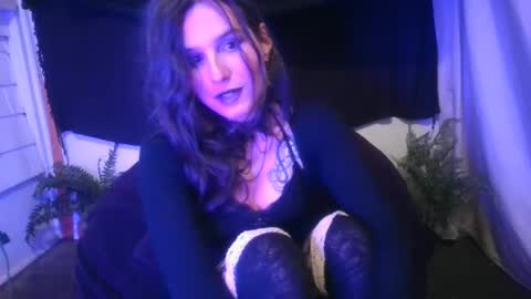 Snapshot of embers_of_eternity chatting on 4, 1, 2025 Ellie online show from 4, 1, 2025