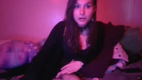 Snapshot of embers_of_eternity chatting on 12, 2, 2025 Ellie online show from 12, 2, 2025