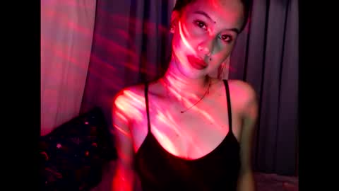 Snapshot of embersiren chatting on 1, 3, 2026 EmberSiren online show from 1, 3, 2026