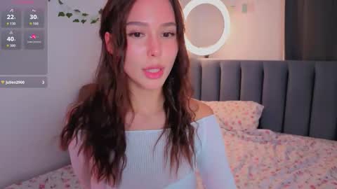 Snapshot of emelia_fox chatting on 17, 9, 2025 Emmy the sly little fox HTP is open an unforgettable show awaits you. I undress in private online show from 17, 9, 2025