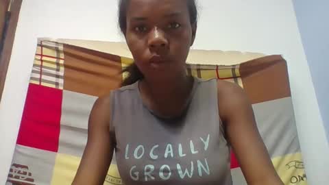 emelie473837 online show from 29, 3, 2026