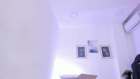 emelie_89 online show from 6, 10, 2025